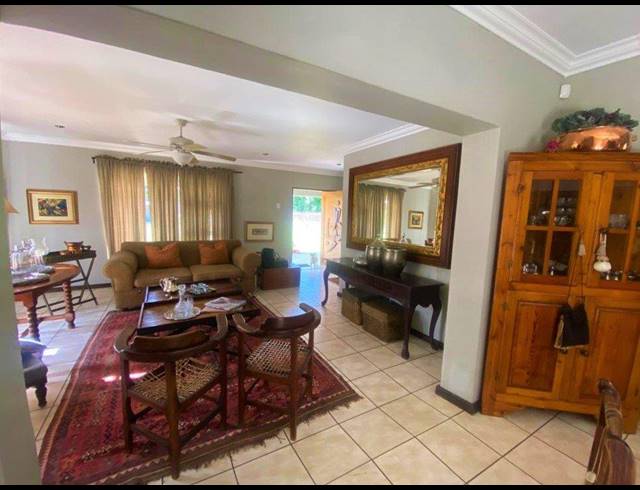 4 BEDROOM HOUSE FOR SALE IN THREE RIVERS